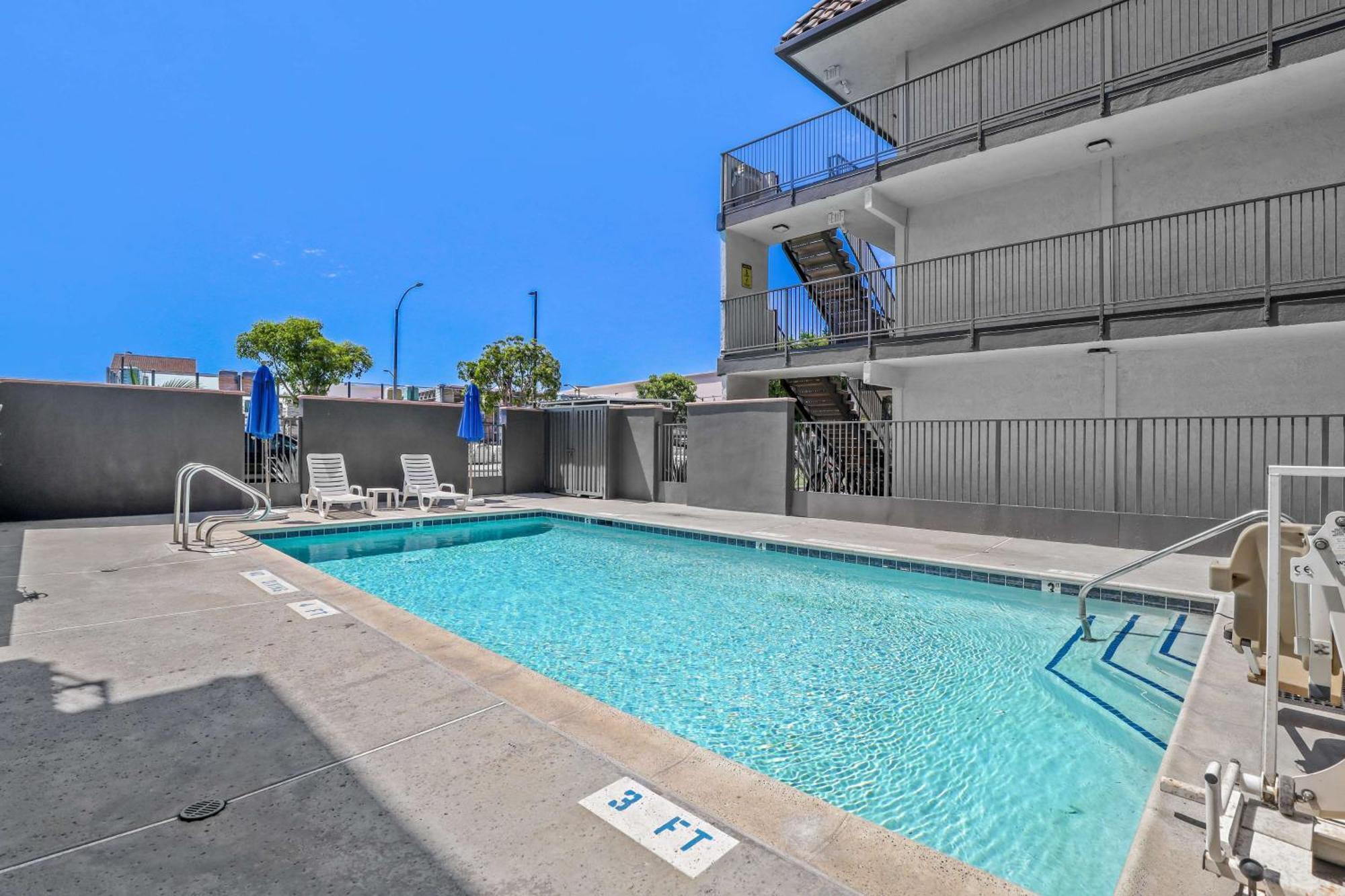 Motel 6-Escondido, Ca Luaran gambar