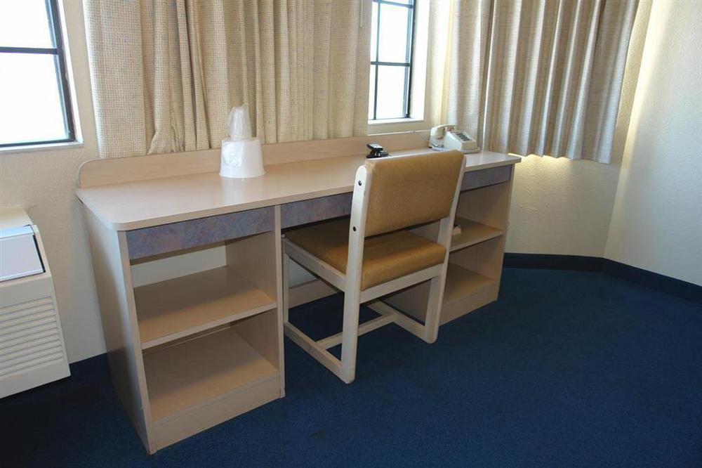 Motel 6-Escondido, Ca Bilik gambar
